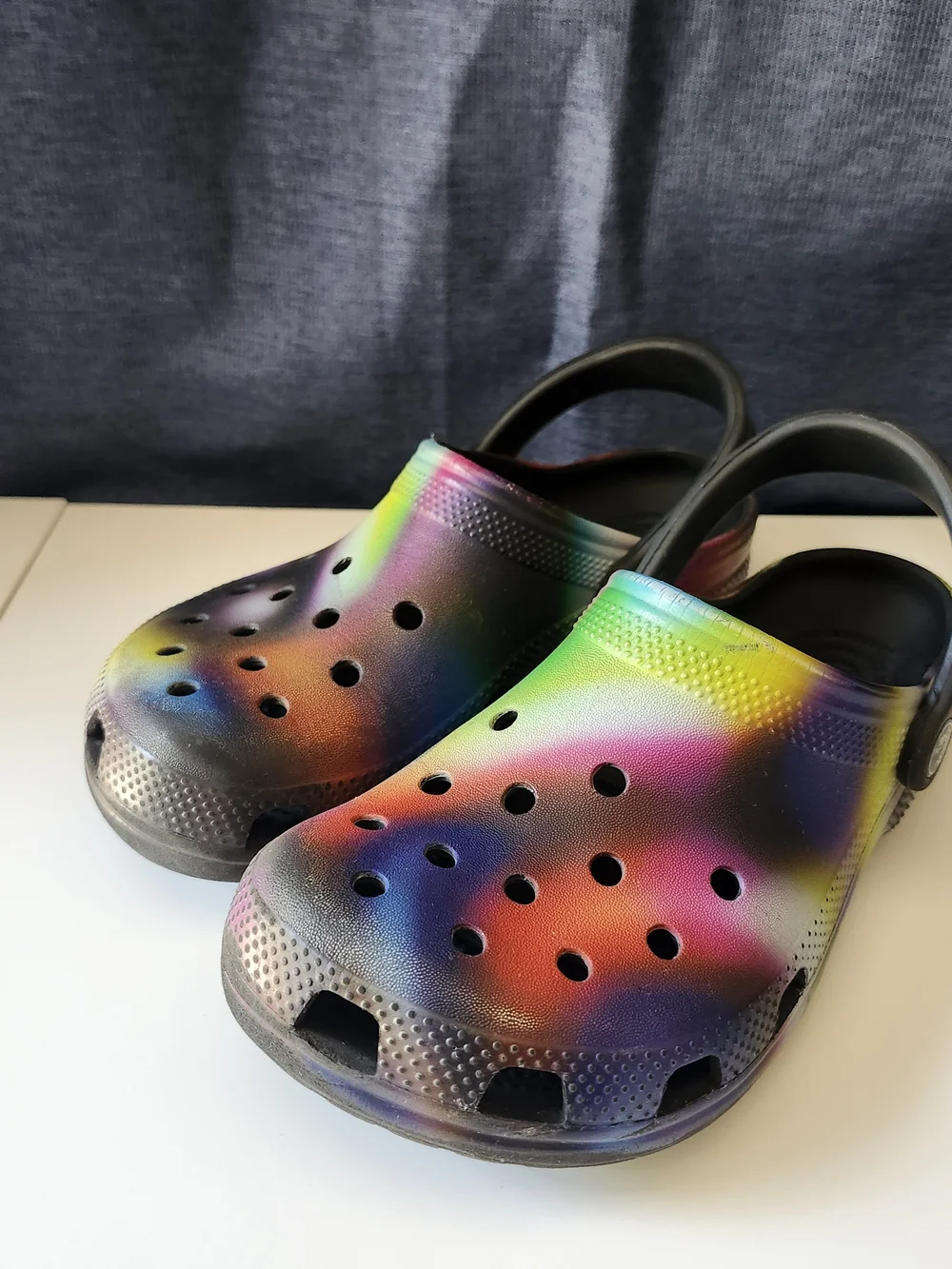 Crocs Classic Solarized Clogs Black Multi Rainbow Heat Map Youth Size J4 Youth